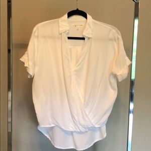 Lou&Grey short sleeve white top. XS